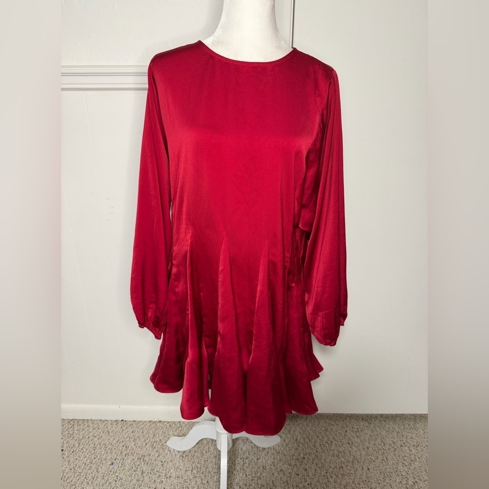 JODIFL Elegant Satin Long Sleeve Red Dress with stylish hem size S new with tag